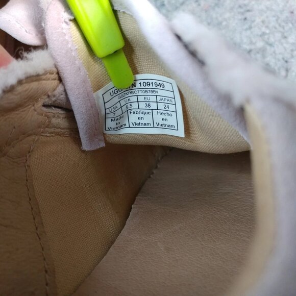 Ugg Australia Alix Spill Seam Womens Size 7 Shoes Pink Suede Leather Seashell - Picture 3 of 14